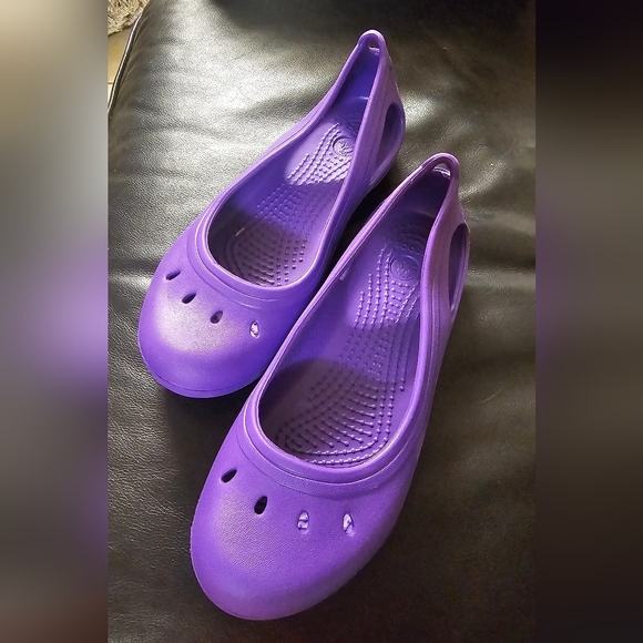 Crocs Ballet Flat Shoes Girls Kids Size J3‎ Kadee Slip On Comfort Purple EUC - Picture 2 of 8